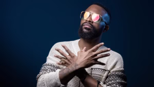 Fally Ipupa : le “King” face aux défis de la mondialisation musicale